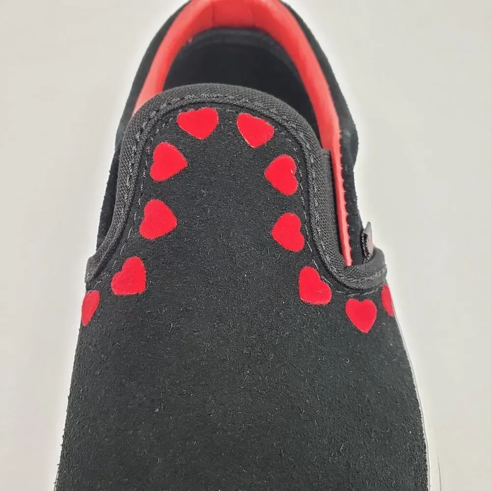 Vans Classic Slip On Girls Size 1Y Hearts Black Red Suede Slip On Loafer Shoes